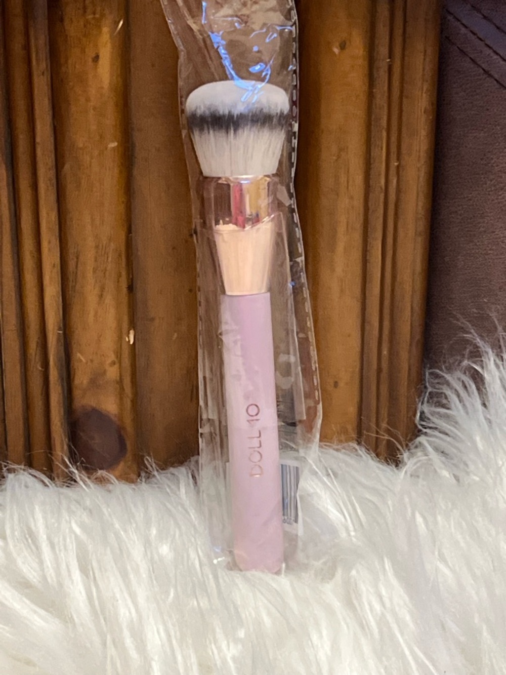 DOLL10 vegan Pink Dense Buffing Brush with Rose Gold Ferrule - Picture 8 of 8